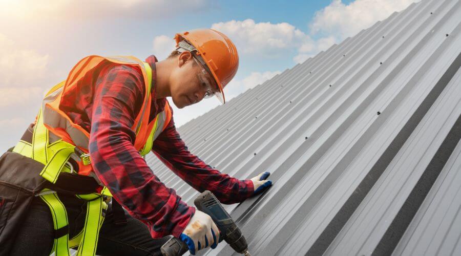 Professional Emergency Roof Repairs services in Wenona, IL